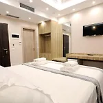 לינה וארוחת בוקר Afrodite 3*